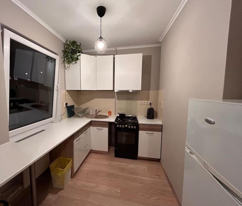 Cozy Close To Airport *